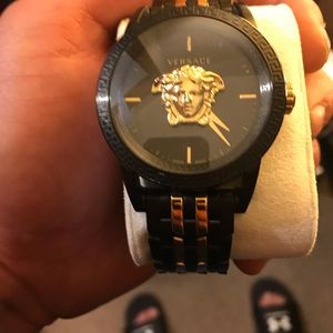 Selling my brand new Versace watch upgrade myself to a Rolex